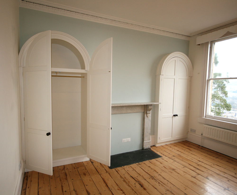 Back to Arched Wardrobes